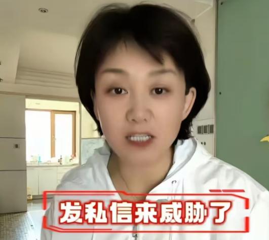 记者曝光药水杨梅遭死亡威胁。

每年五月是杨梅热销的季节，漳州龙海杨梅算是当地有