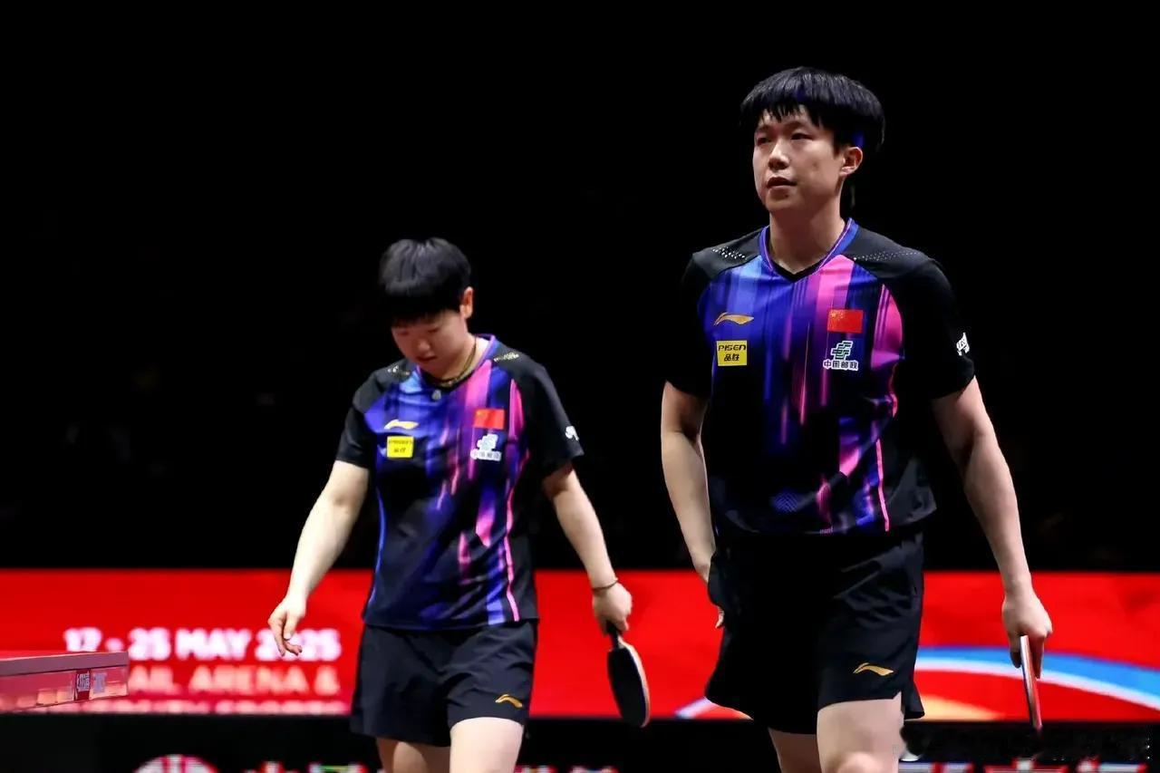 多哈世乒赛莎头组合混双冠军，3一1吉村真晴一大藤莎月。11一7，11一8，7一1