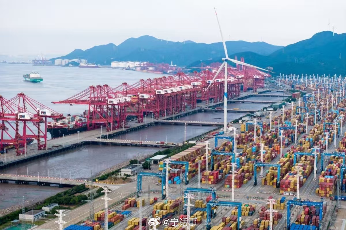 宁波舟山港为全球港口脱碳贡献中国方案 5月27日，2026第十届海丝港口合作论坛
