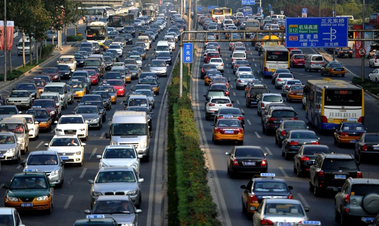 从跟跑到领跑：中国汽车工业的“冠军”时代

2026年6月23日，商务部副部长盛