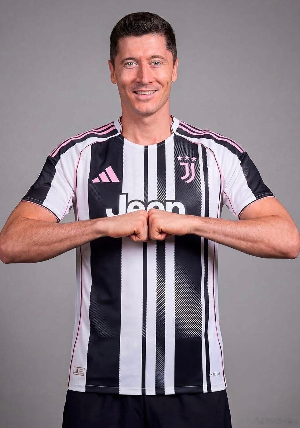 斯基拉：预计在未来几天，尤文图斯和莱万多夫斯基将举行一次秘密会议，以探讨以自由球