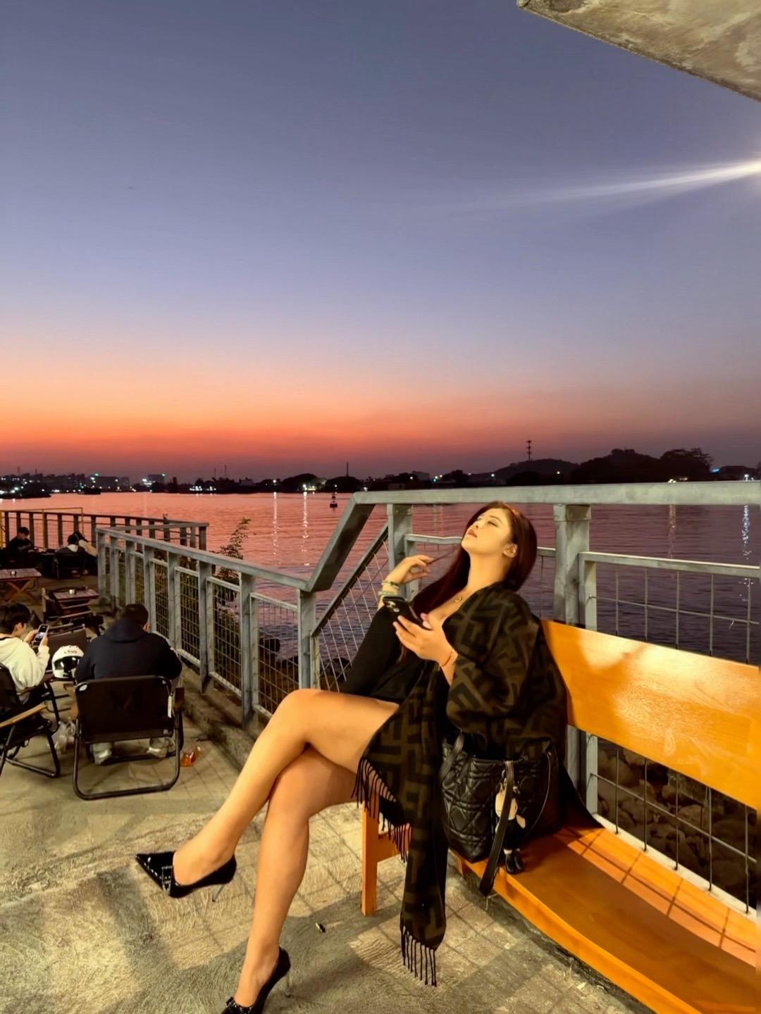 晚霞像你一样 让我着迷