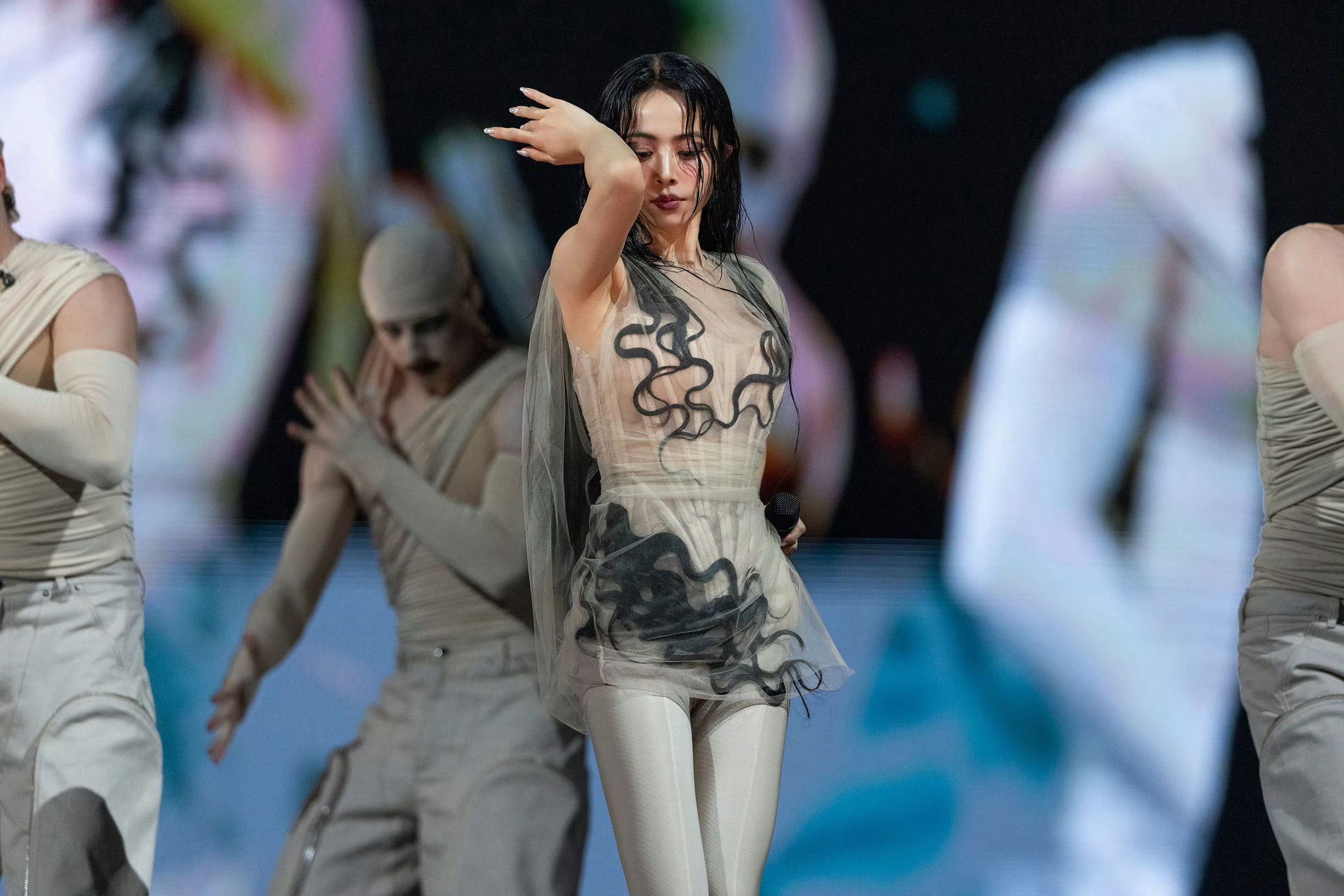 今天去观摩了蔡依林「PLEASURE」巡演彩排的小伙伴从蔡姐那得到了如下近况剧透