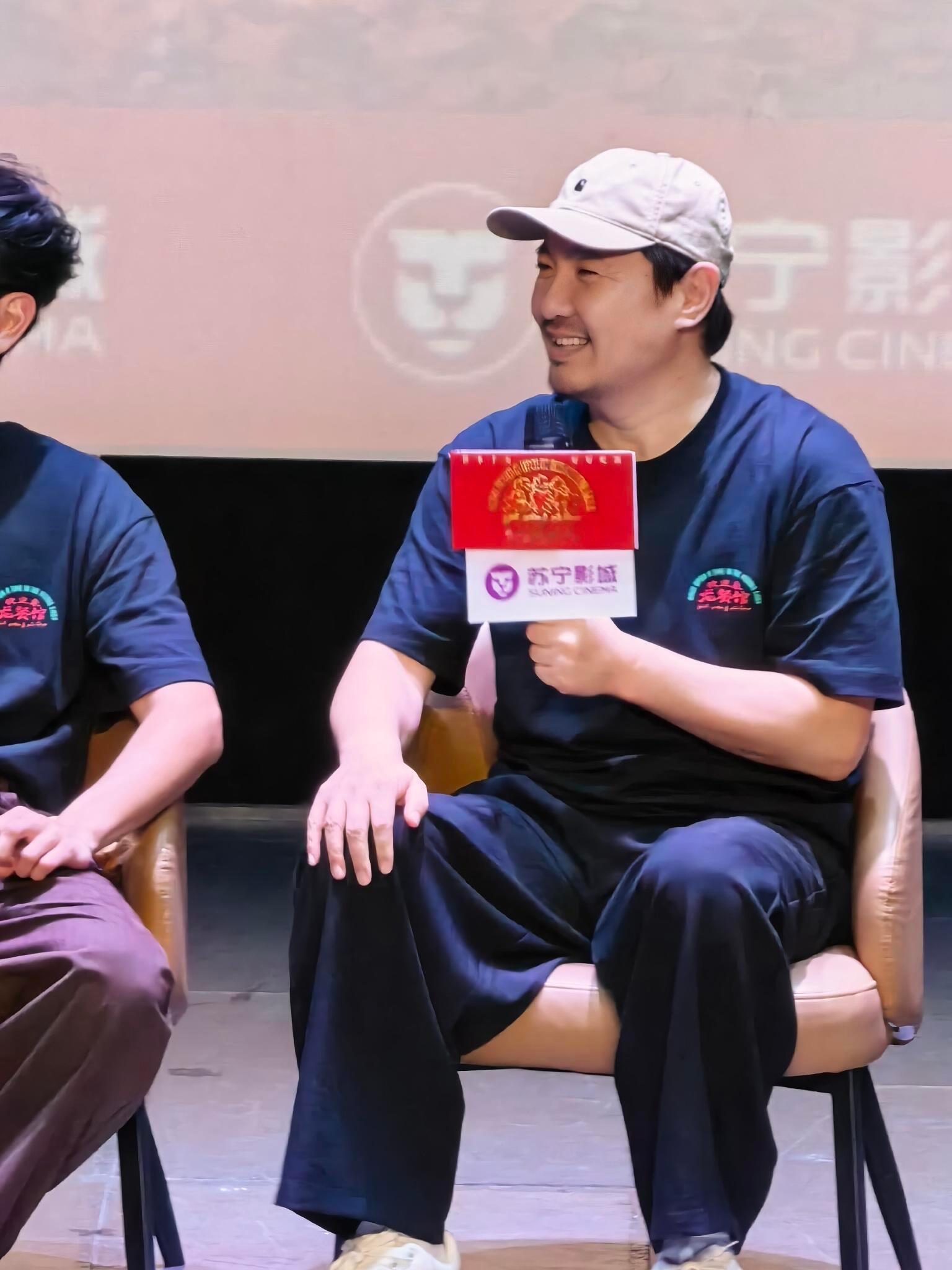 沈腾对待儿子和女儿的差别沈腾女儿奴严厉和宠溺在同一个人身上同时存在，沈腾证明了这