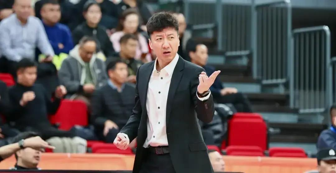 没有降级，就可以随便输？
 
46分。四川全华班创下CBA本赛季单场最低得分记录