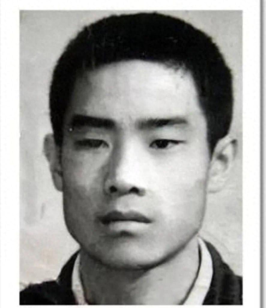 “我爷爷是朱德！你们谁敢动我！”1983年，25岁的朱国华被判死刑，他在法庭上不