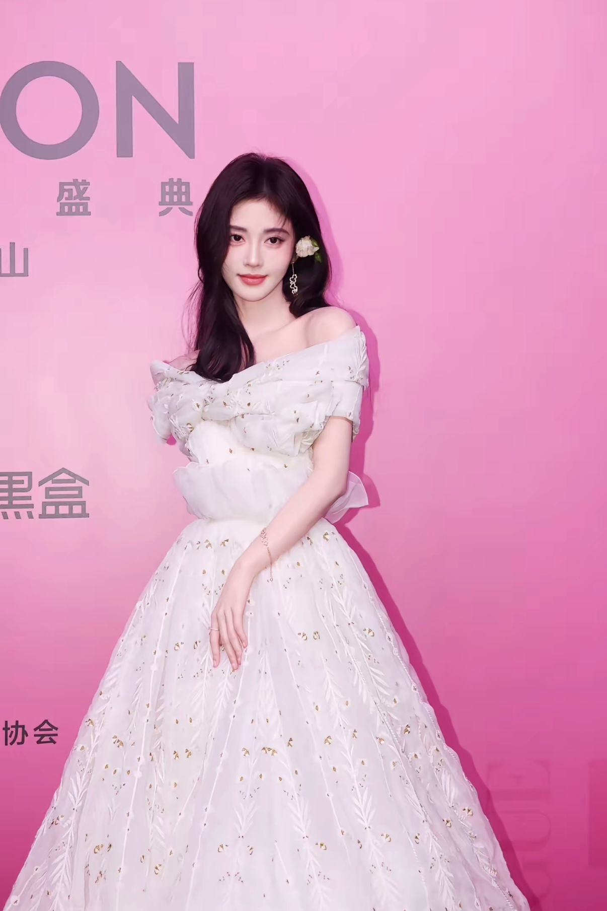 五位女神同框，谁的状态更好？田曦薇｜鞠婧祎｜周也｜刘亦菲 ｜赵露思 