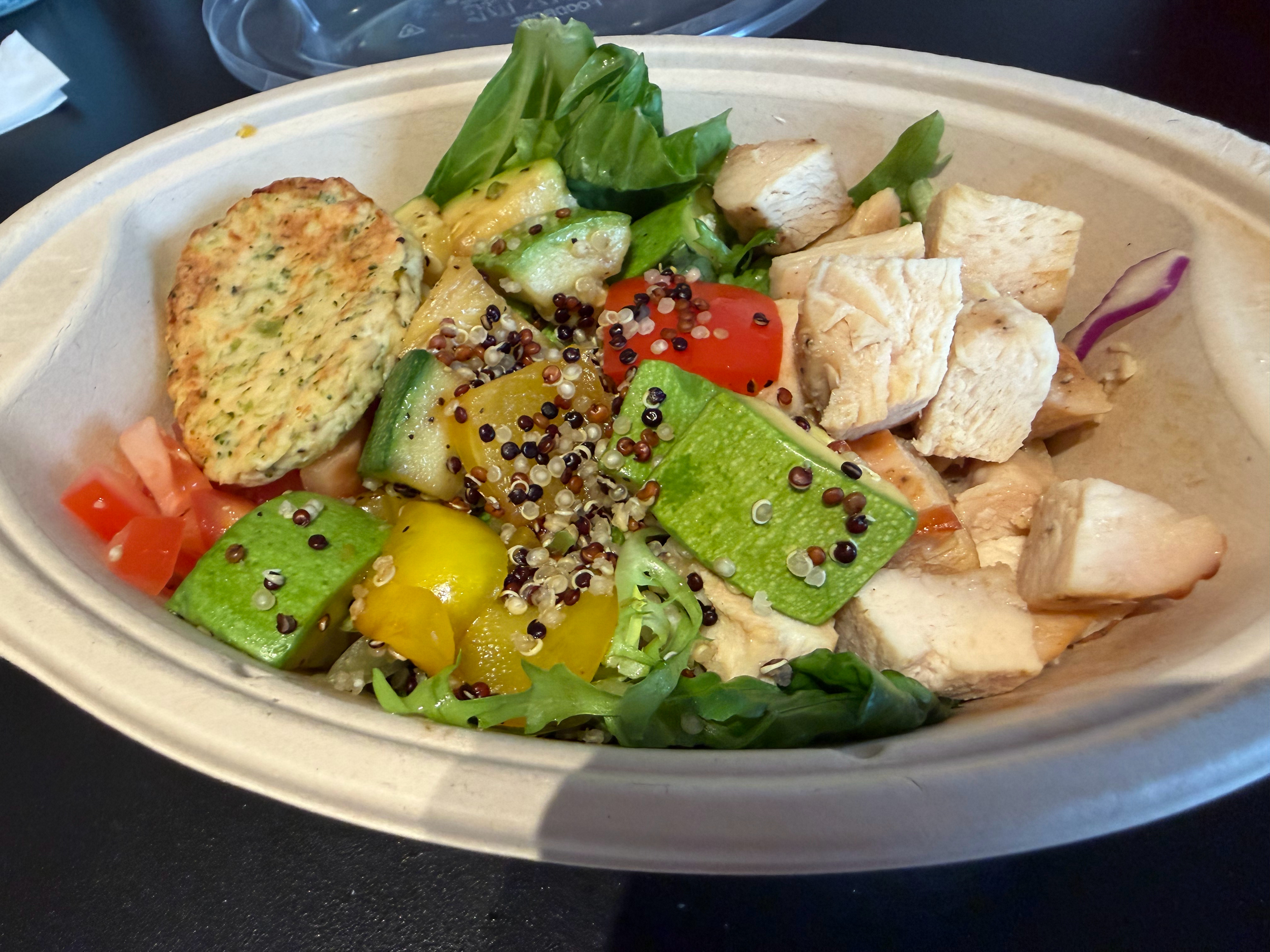 昨天晚上吃多了，今天又得吃草了