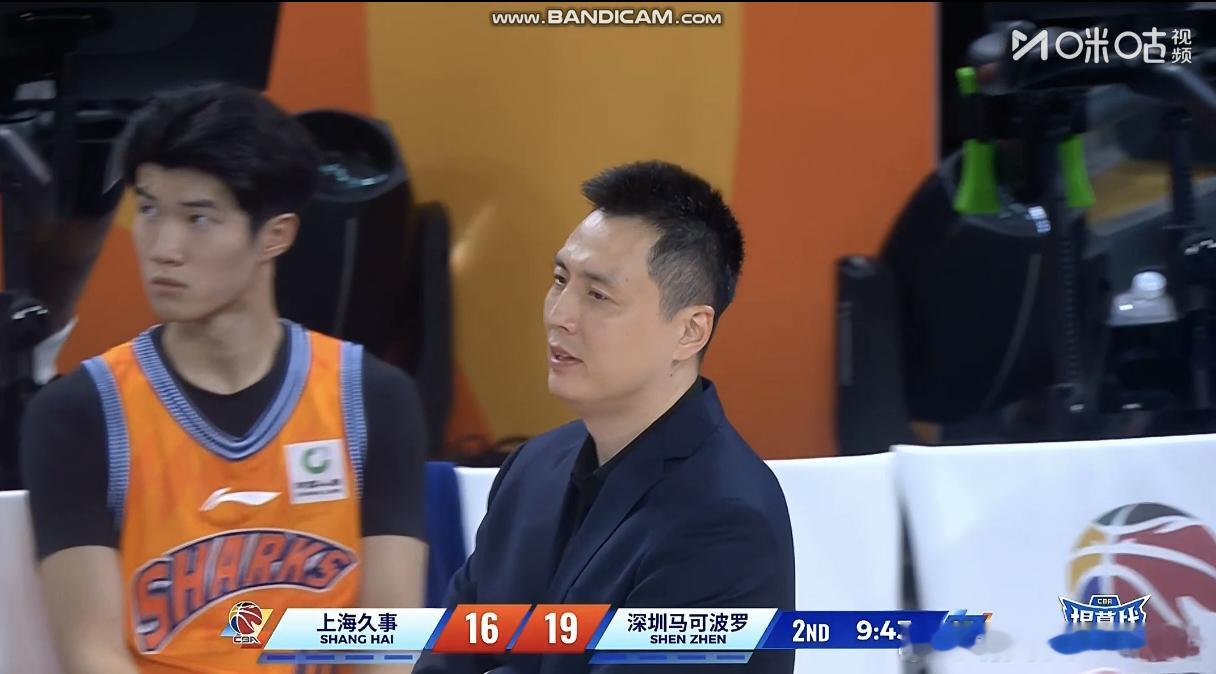 小偰偰李永炜[超话]到现在都还没摸着上场机会CBA揭幕战上海男篮揭幕战偰李永炜 