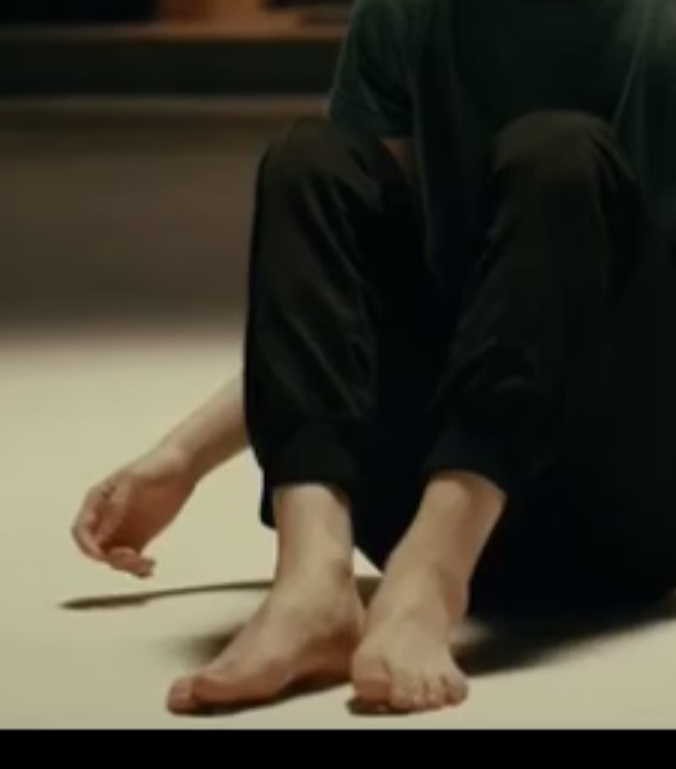 一个小朋友的小脚丫🦶