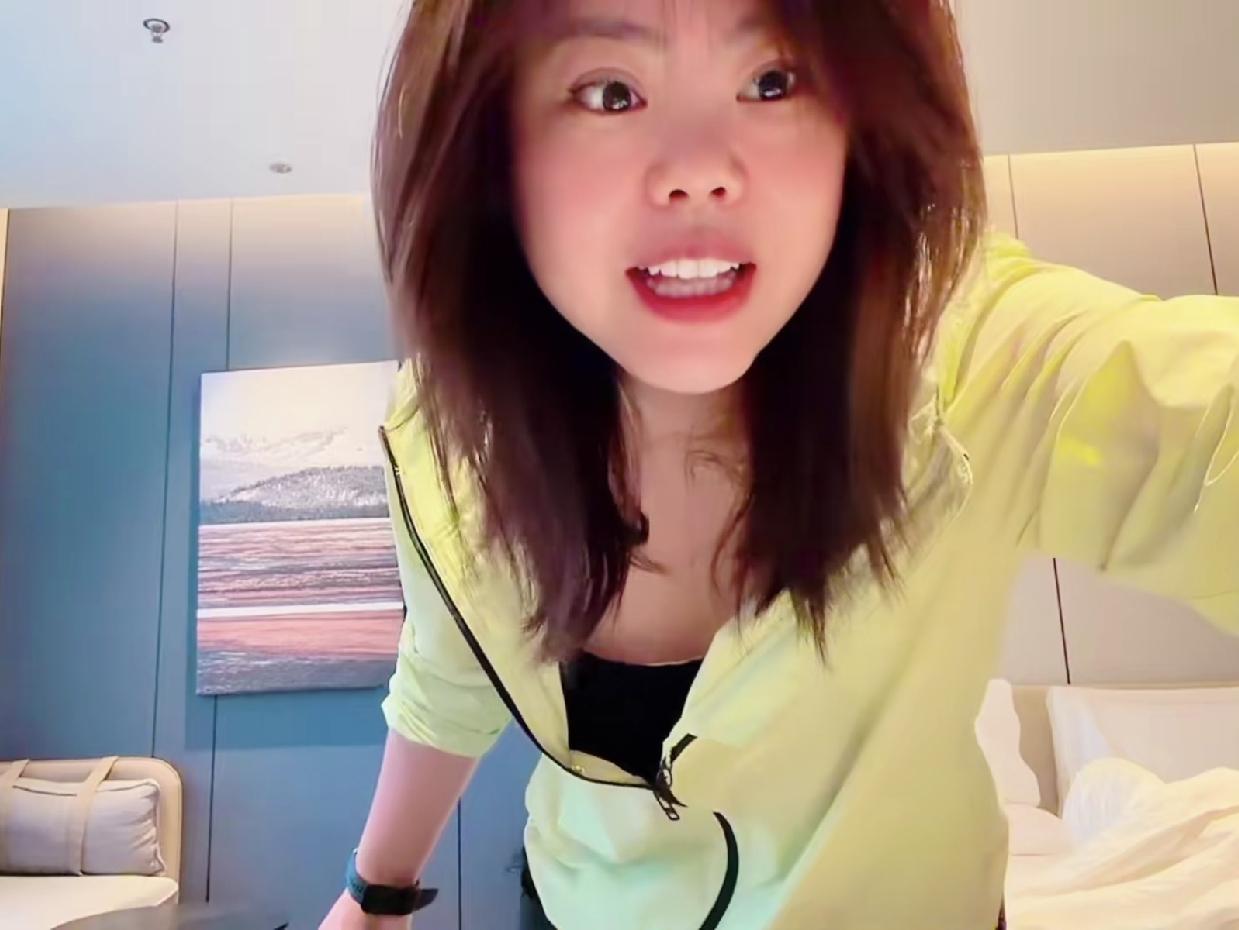 苦茶丹丹香，火玫瑰吐槽梅河口早市乱套子！
伙伴们，昨天喝的还没醒酒，四点半就起来