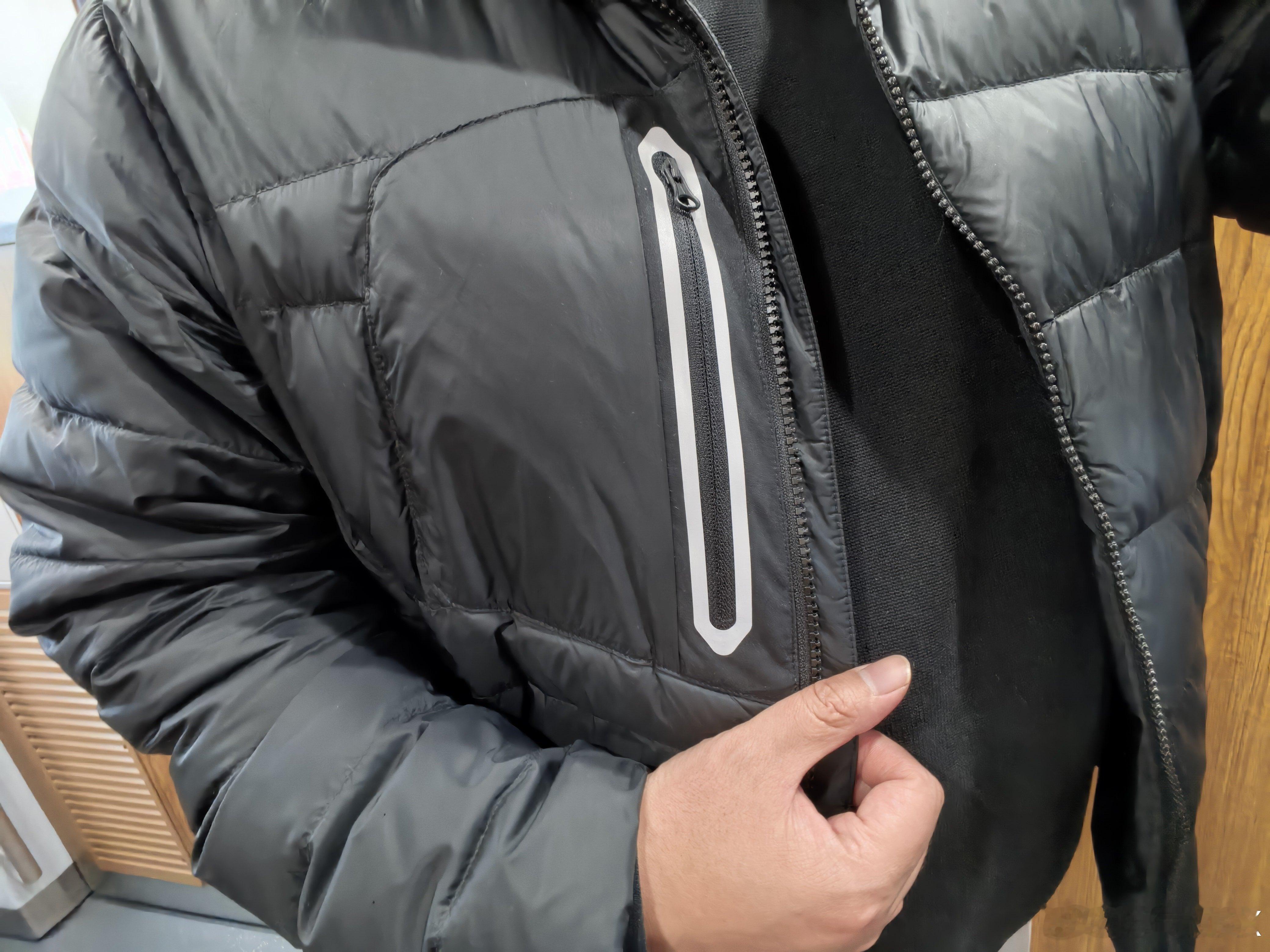 笑死，朋友问我这身问界的羽绒服怎么获得的？我说这哪是问界的？朋友说这不是问界的标