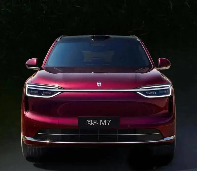 问界全新问界m7  9月23日上市，72 天的时间，全新问界M7大定破10万台了