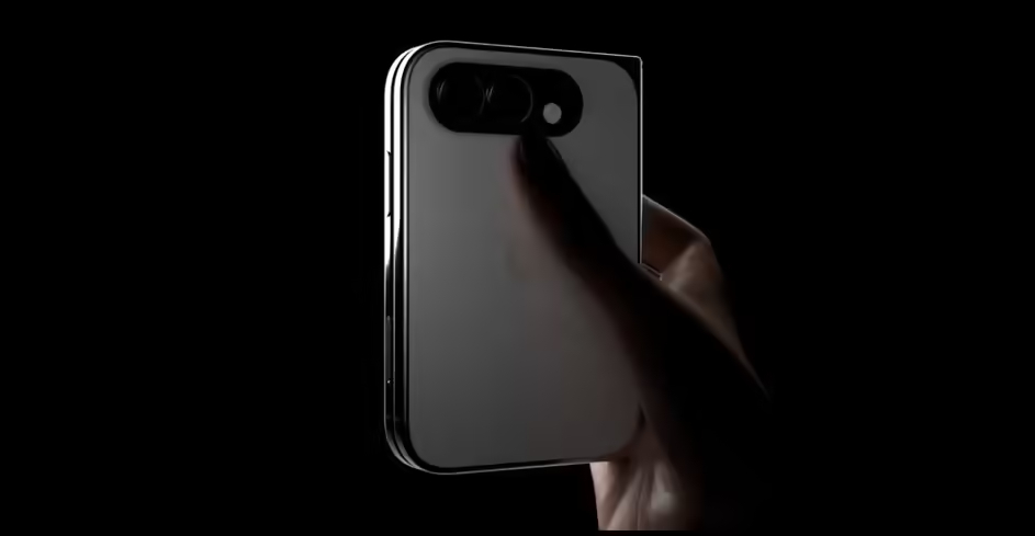 好看吗？如果是这样的iPhone Fold折叠屏，大家愿不愿意入手~ 