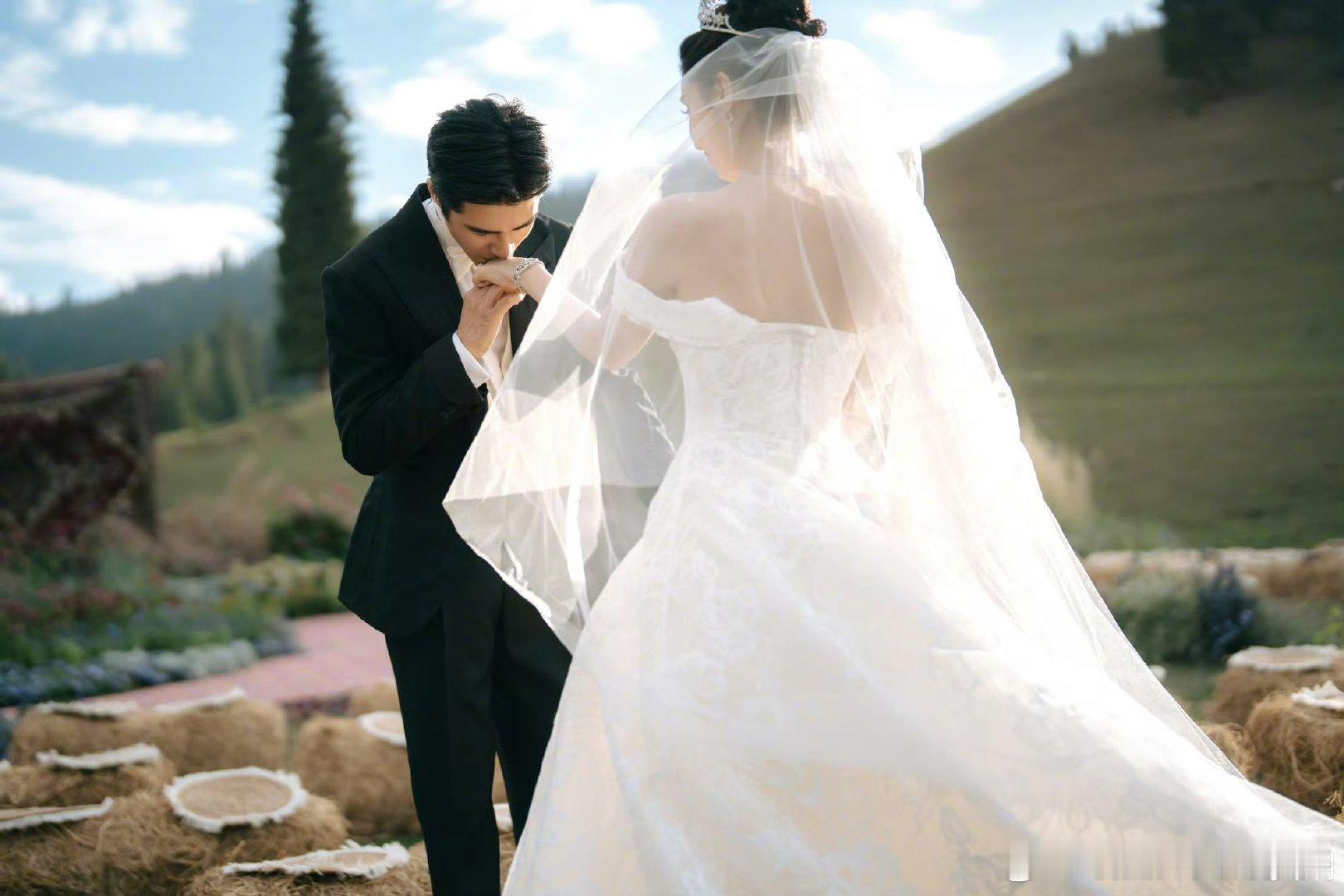 姜潮婚礼后首个综艺姜潮参加天赐的声音啦，期待 
