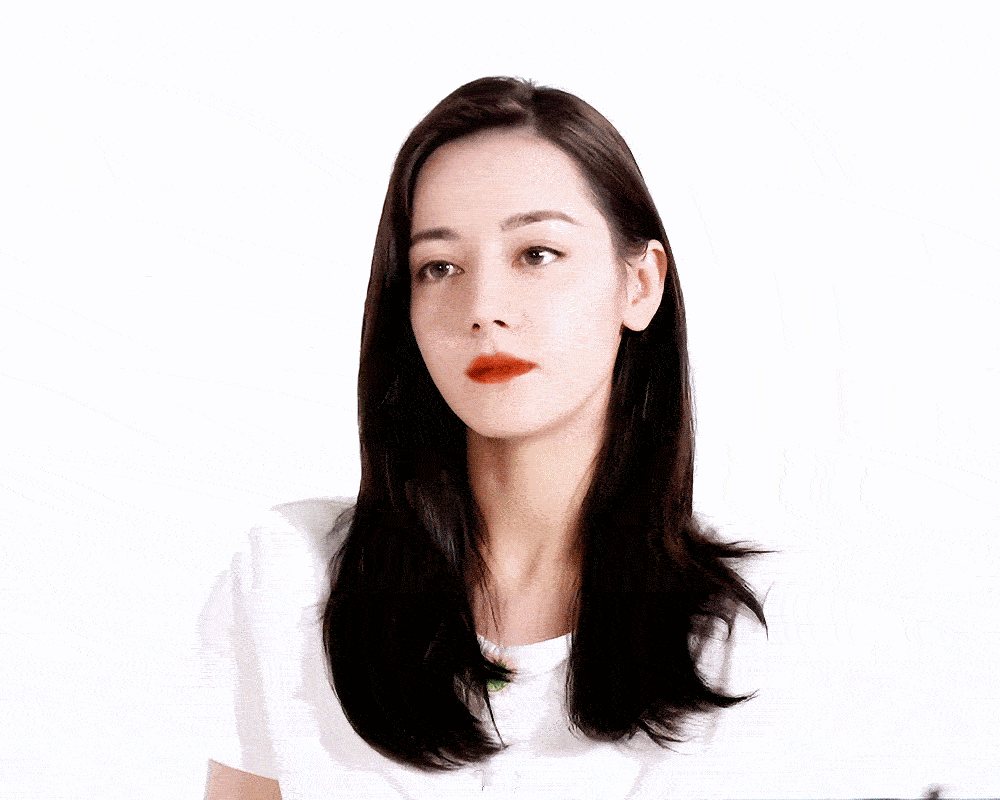 我家女孩又好好的长大了一岁，生日快乐小迪！希望你永远平安健康幸福快乐！希望你所有