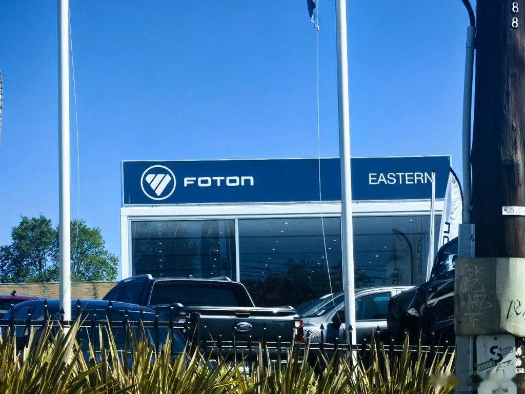 今天去亚拉河谷遇到的几家店，深蓝也进澳洲了。 