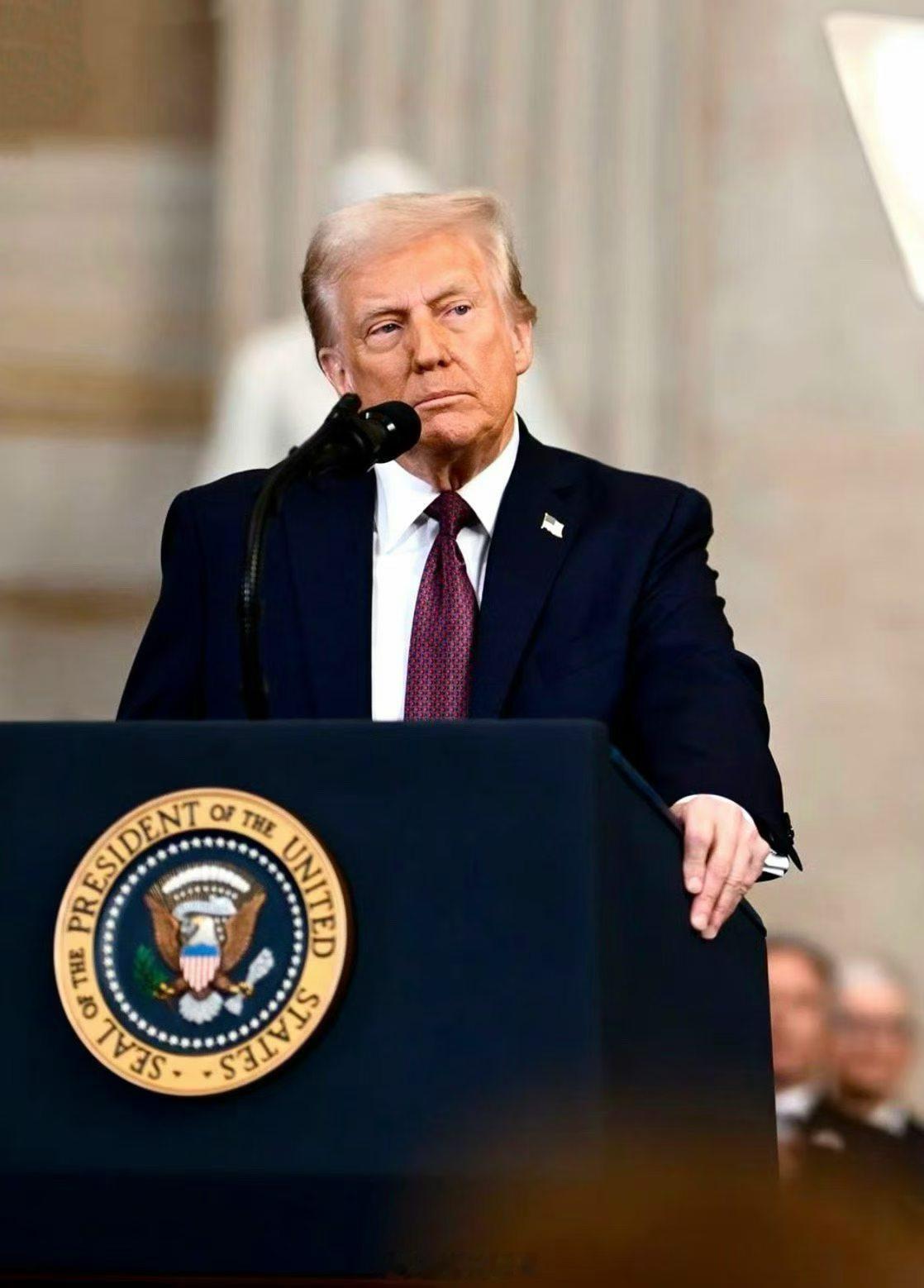 🔥🇺🇸总统认为国会当务之急是通过“选举改革”，他在内部会议称，如果通过，可