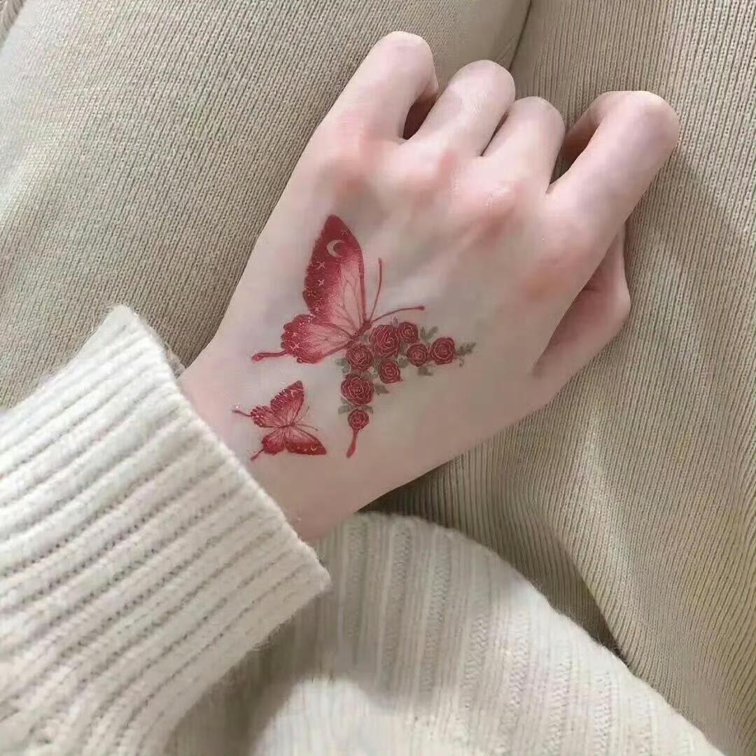 你问我，为什么有些人走着走着就散了，为什么有些事情看着看着就淡了，为什么明明用力