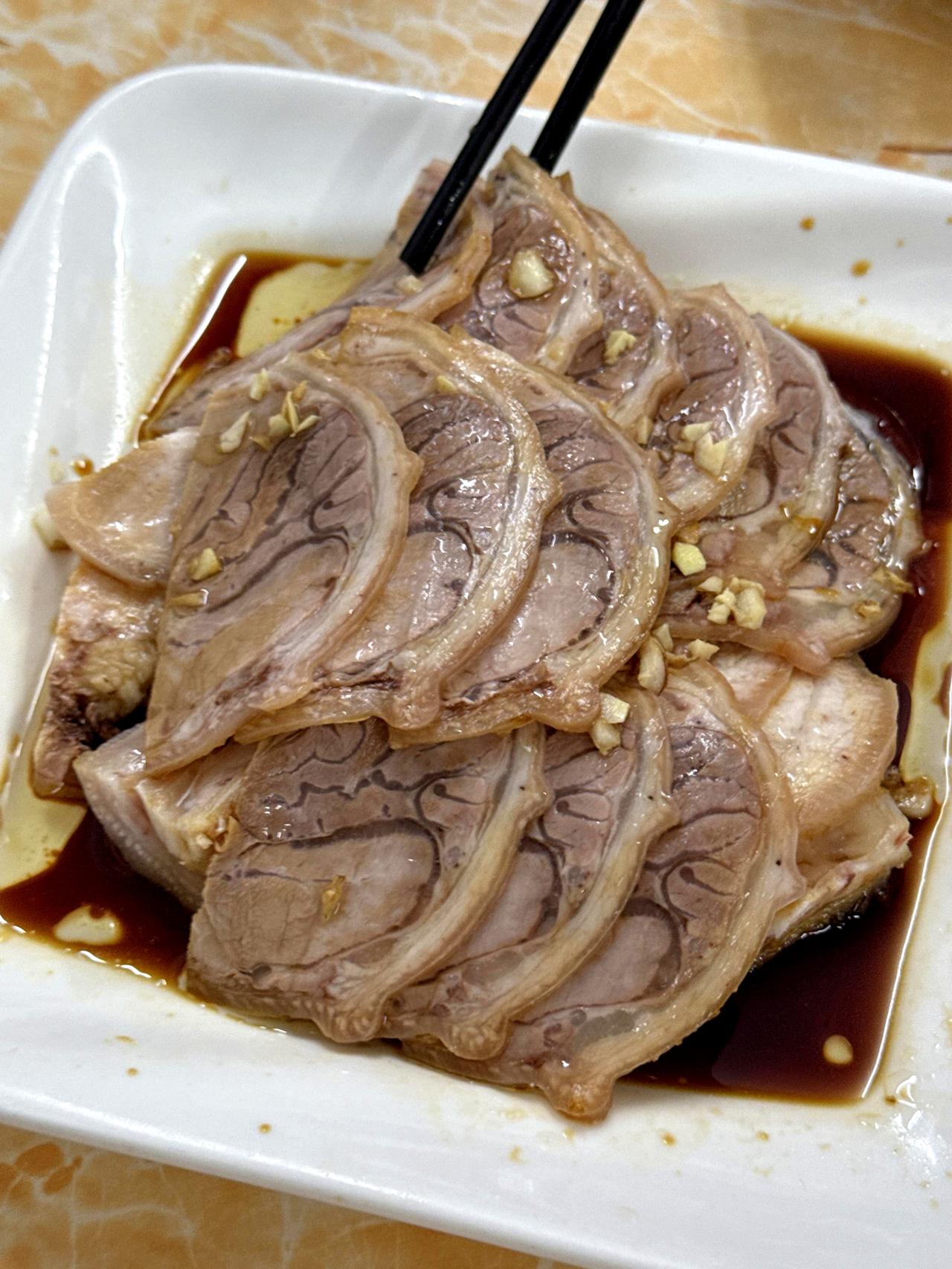 广东珠海，人均50左右的一家小店！

狮山回头客小吃快餐榜第9名！

民间传奇小