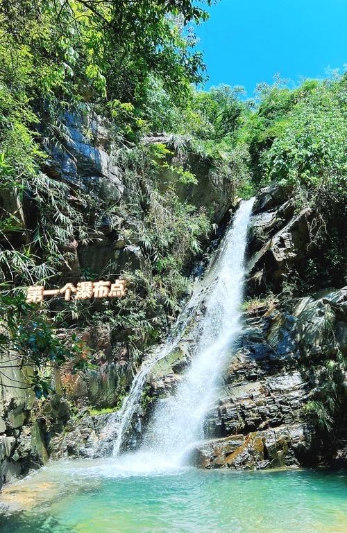 三水蒲坑水库（佛山·南山镇）

免费、原生态、溯溪玩水、山林瀑布、小众避暑

✅