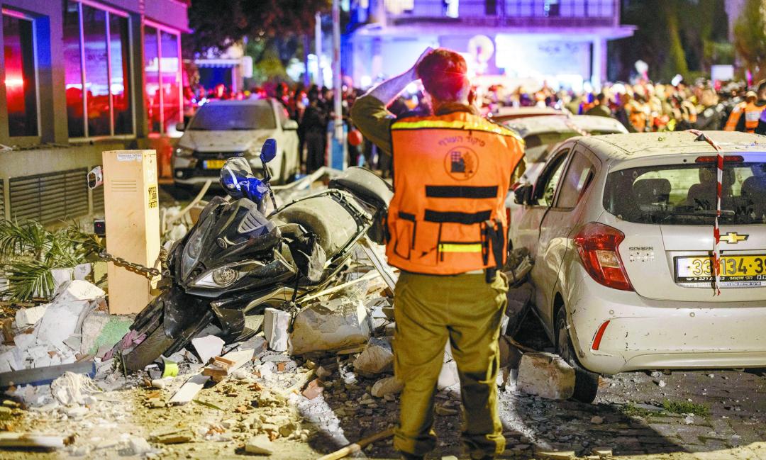 特朗普急寻答案！信任危机爆发，密友爆猛料，他做梦都想不到这次输的这么惨！

新华