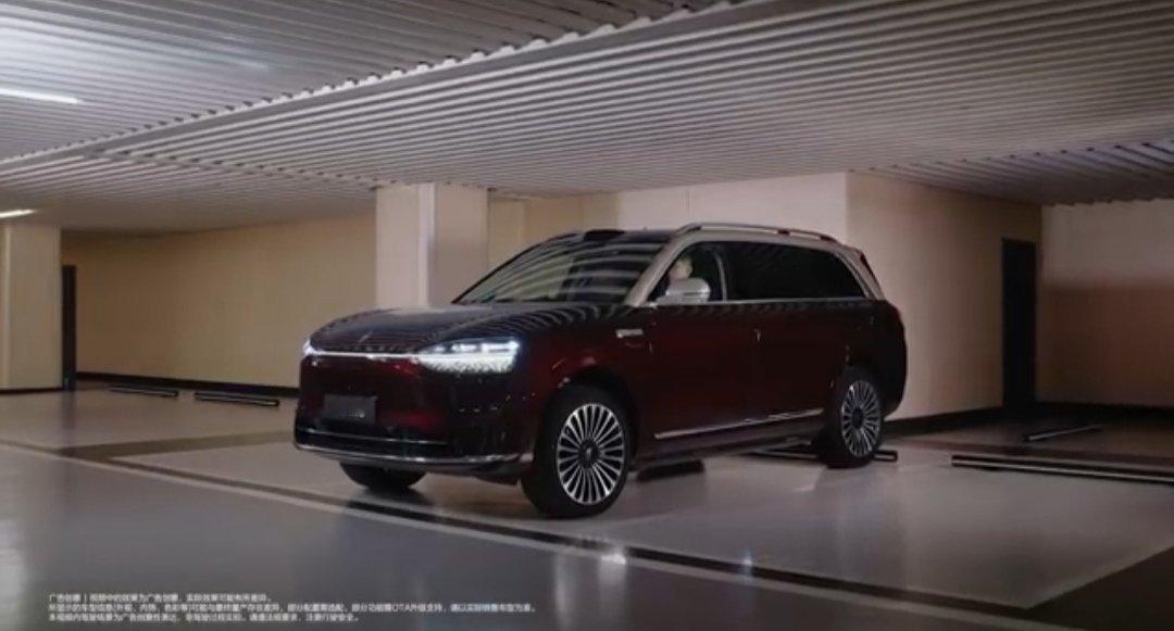 问界M9变色车窗比波音787更智能 智能隐私车窗火出圈了，据说比波音787的变色
