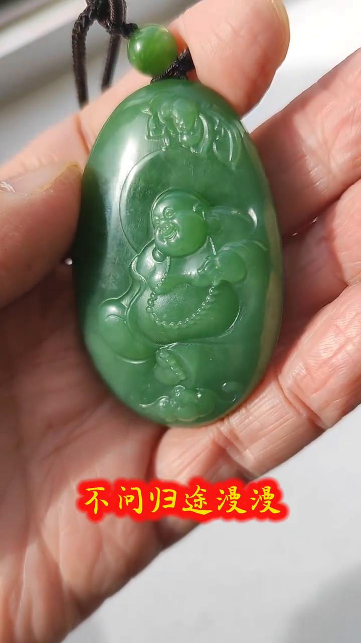 ·这一路，风花雪月，兜兜转转，又见尘心。风雨兼程，不问归途漫漫。岁月轻流，阅尽人