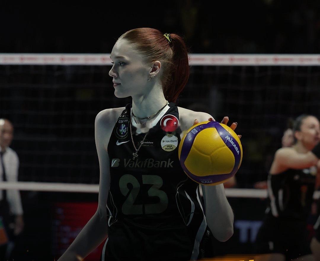 2025-2026土耳其女排超级联赛冠亚军决赛第四回合费内巴切3-2瓦基弗银行马