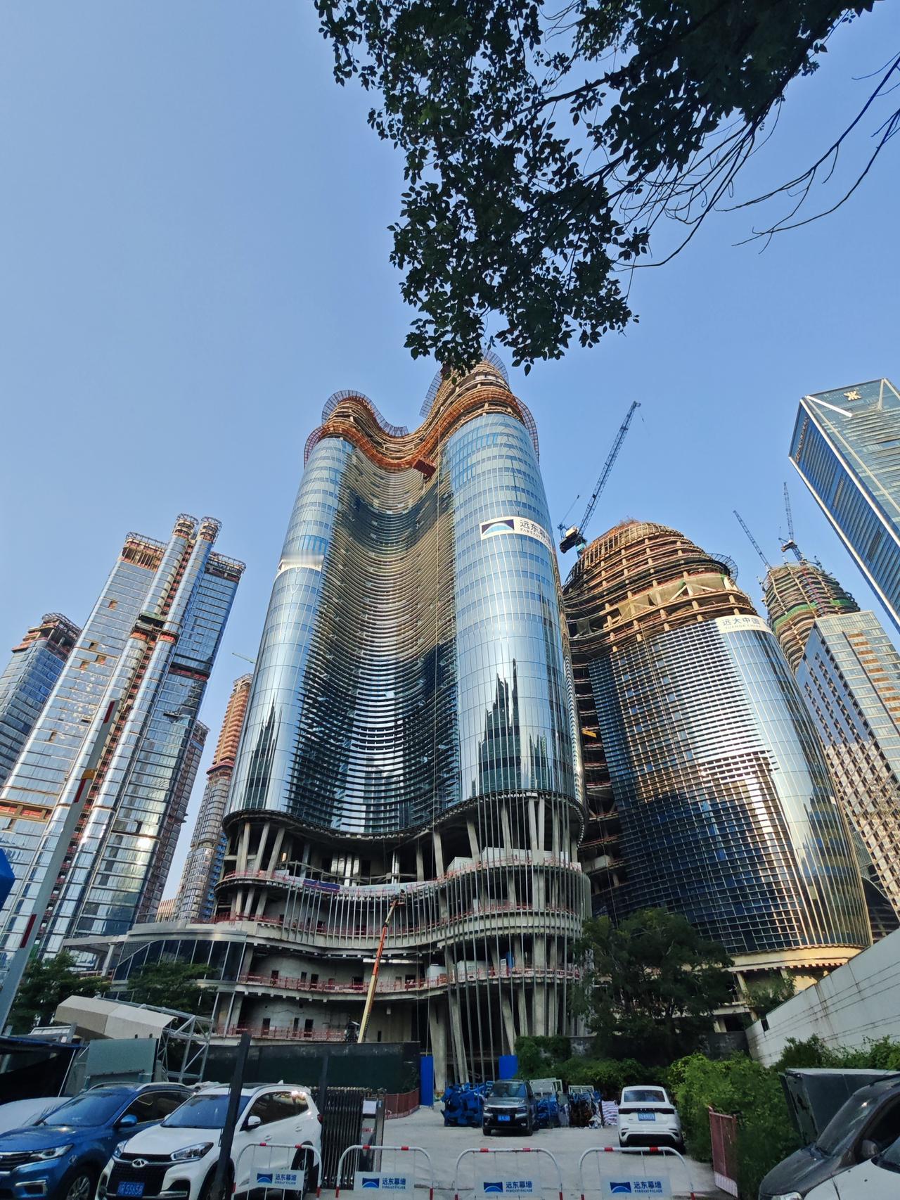 APEC之城深圳城建风光精华欣赏，南山区的深圳湾超级总部中心，深圳摩天高楼建筑博