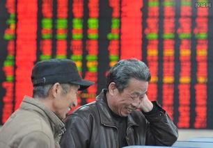 有人加杠杆赌行情，跌一点就被强制平仓，眨眼间家底赔光；有人跟风追热点，高位接盘后