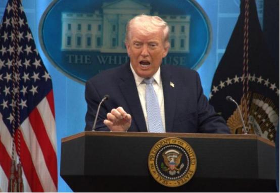 当下的世界正经历百年未有之大变局，延续数十年的美国单极霸权体系，正被一股不可逆转