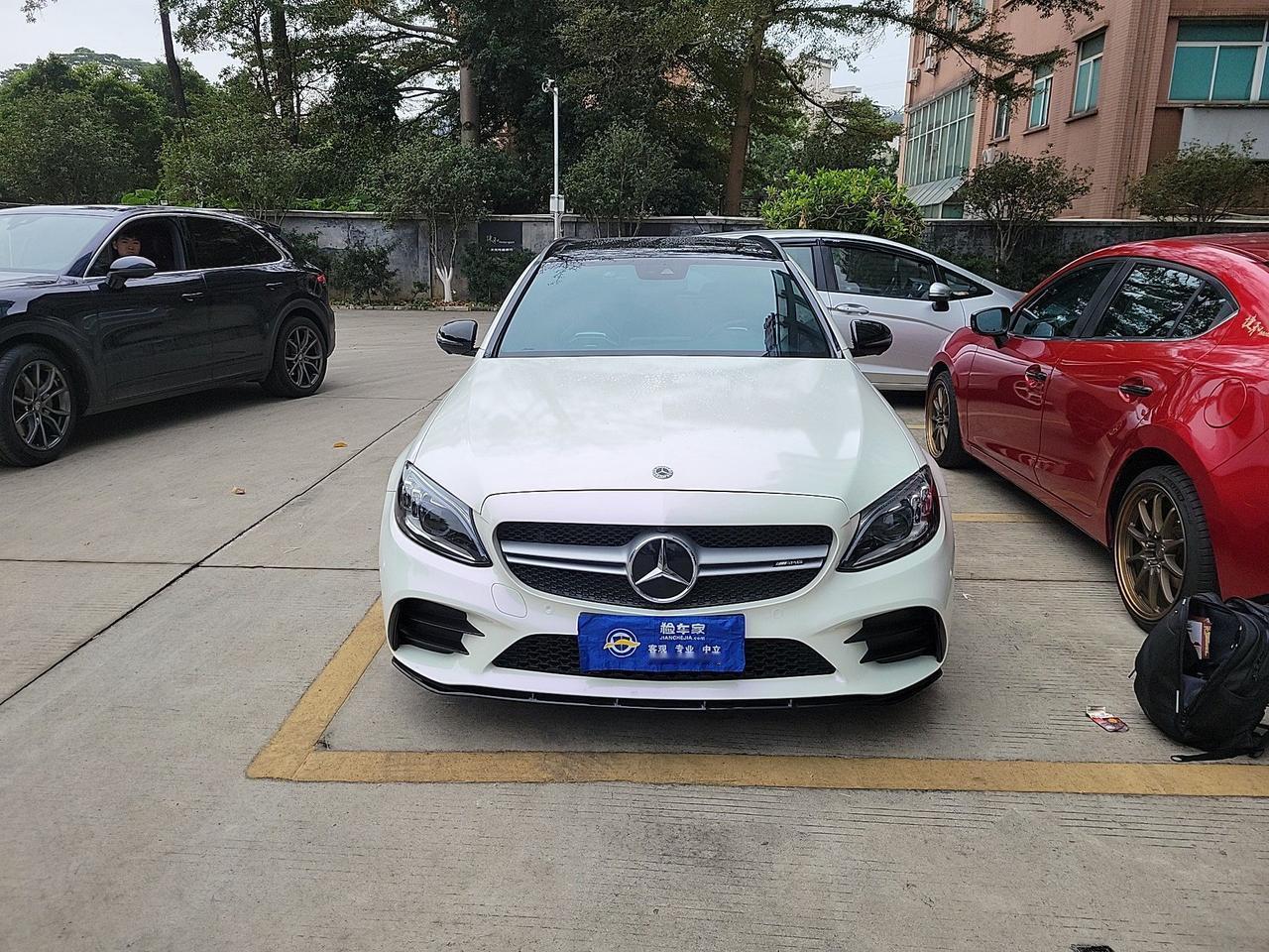65万的奔驰C级，能顾家，也能炸街！
前两天验了一台奔驰C级C43旅行版，201