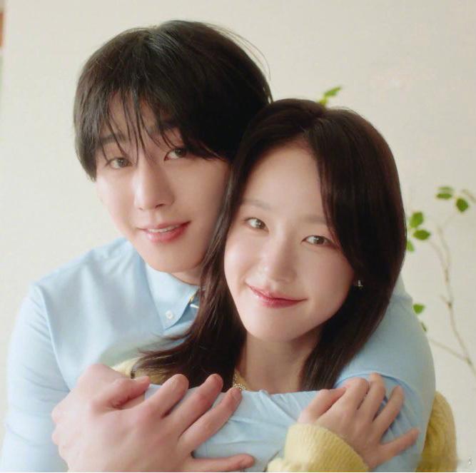 安安的脸什么时候能瘦下来…… 