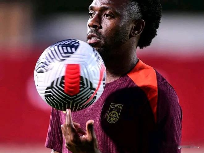 传闻费南多因续约问题罢训、罢赛！如果真是这样，就不要强留了，留他还不如留德尔加多