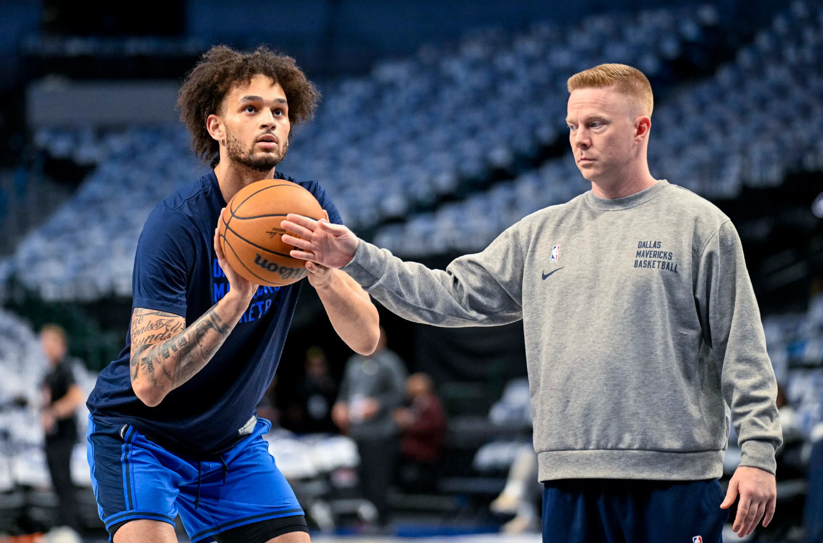 肖恩·斯威尼预计将在即将到来的休赛期成为各队争夺主教练人选中的热门之一。去年，他