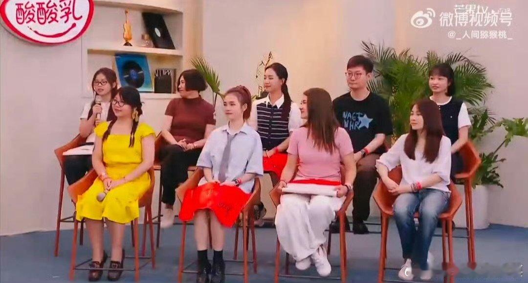 李佳薇说卖房时是最自在的自己湖南卫视背后 原来她也有这样接地气的经历，瞬间拉近了