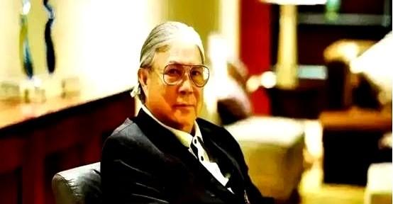 离婚十九年,朱玲玲仍然每周三进霍家门,同桌的前夫前儿媳外加孙辈,一顿家宴包住了全