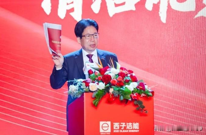 中美科技之争，这才是真正的战场！
现在中美都心知肚明，AI竞争不只是拼算法和数据