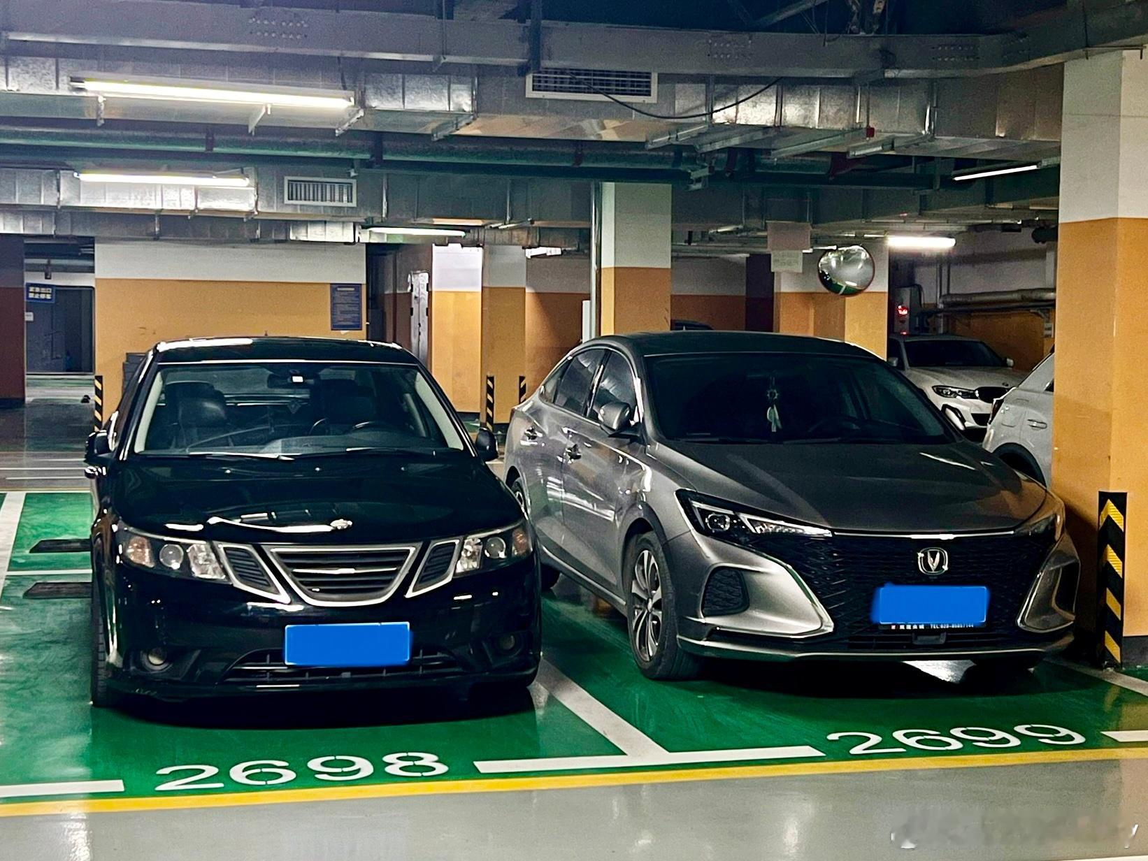 绅宝9-3看着还没上一代长安逸动块头大，今天特意感受了一下后排，其实空间我觉得是