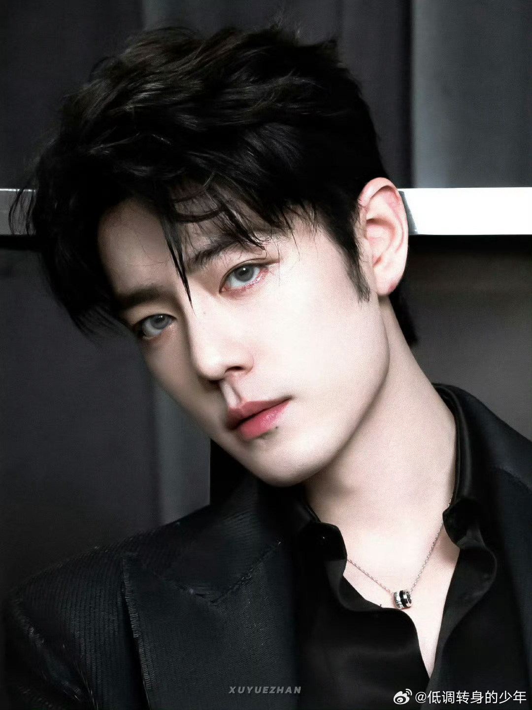 肖战十日终焉灰瞳肖战这次灰色美瞳！啊啊啊啊啊我可要非官宣硬约了肖战还没有一部完全