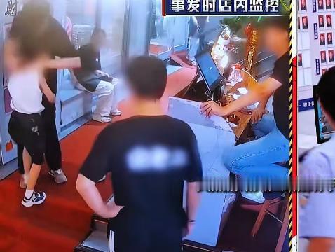 "他打我孩子几巴掌我打他几巴掌"一名二十岁的成年男子，只因和九岁孩童发生琐碎口角