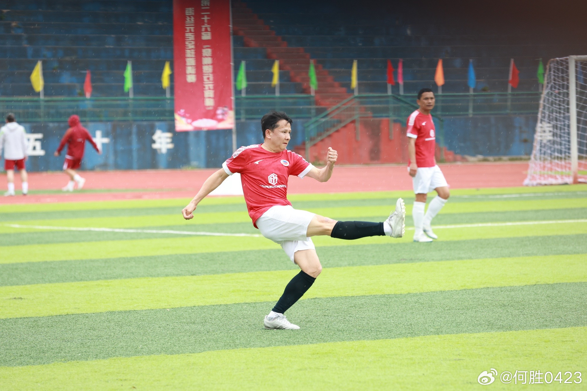 今年的超级杯就去不了现场啦，因为三天要踢三场11人的比赛，这真的是元老杯吗？问题