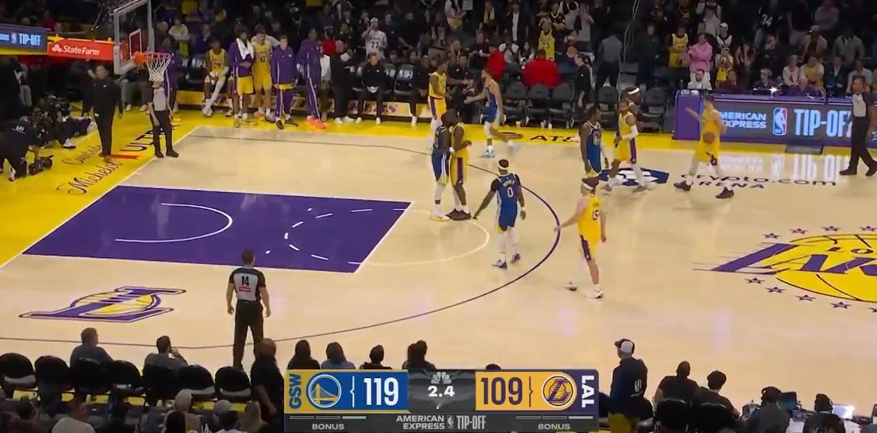 25-26赛季NBA常规赛，勇士客场119-109击败湖人，面对没有了詹姆斯的湖