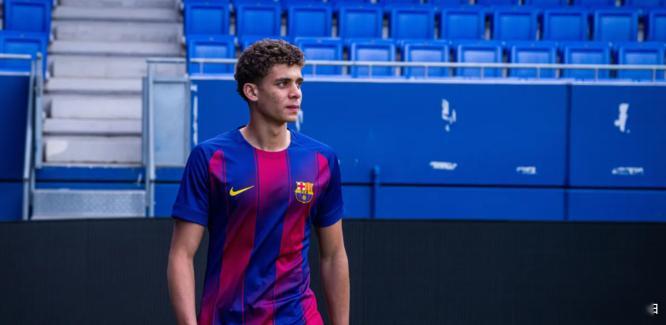 世体介绍哈姆扎：技术全能，偶像是伊布，球风像哈兰德2月2日讯 巴萨在冬窗签下了年