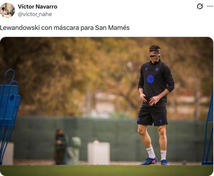 莱万佩戴面具训练照片