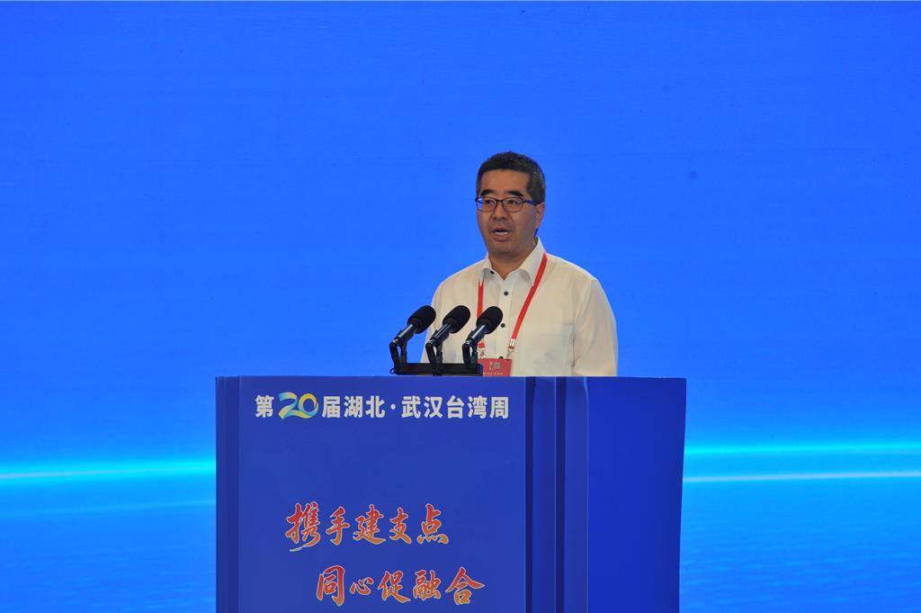 就在刚刚，
 
中国“国民党副主席”萧旭岑发表声明，

就在今天上午，萧旭岑在第