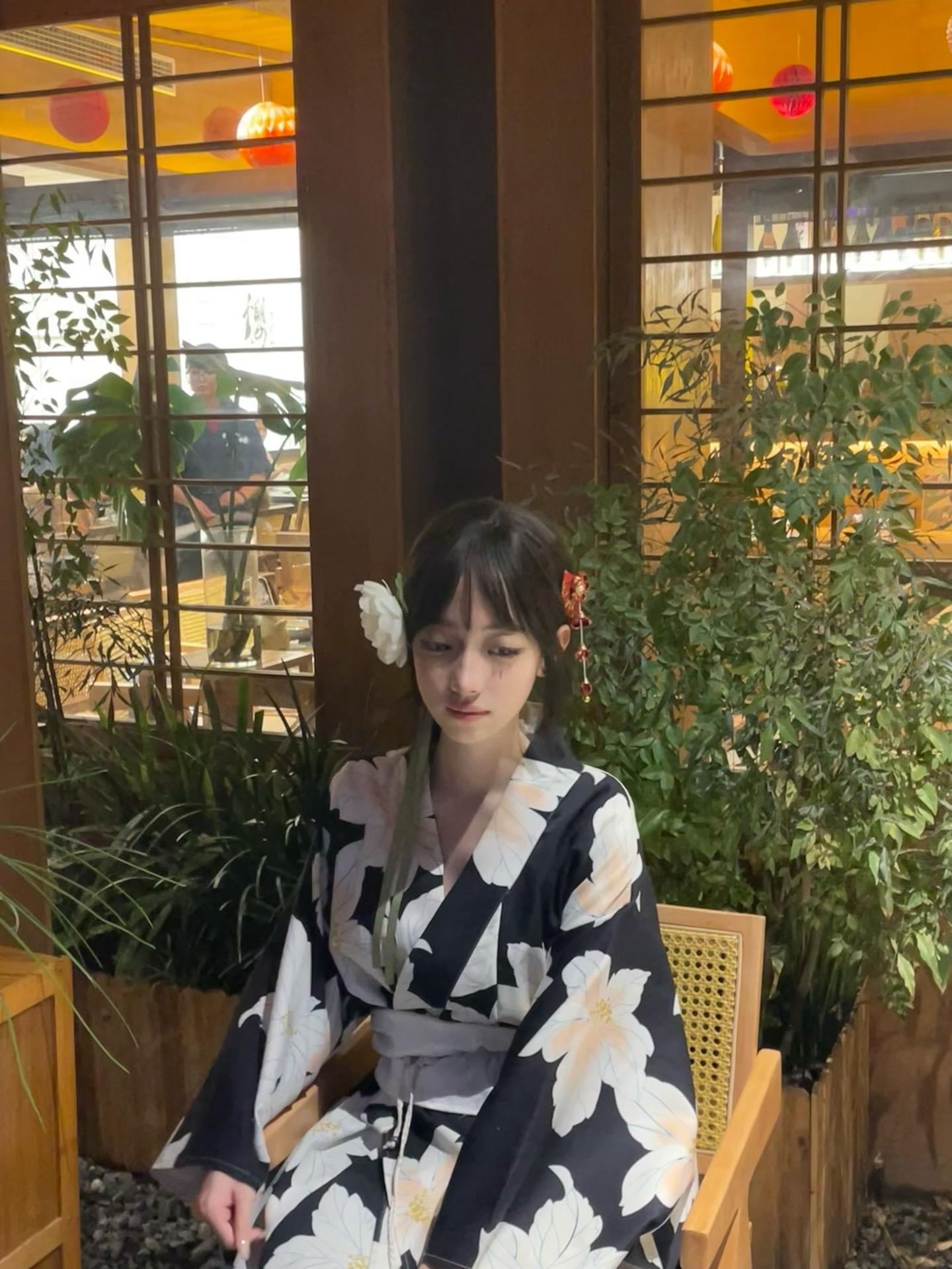 请为我点亮 那黑暗中的星光 👘