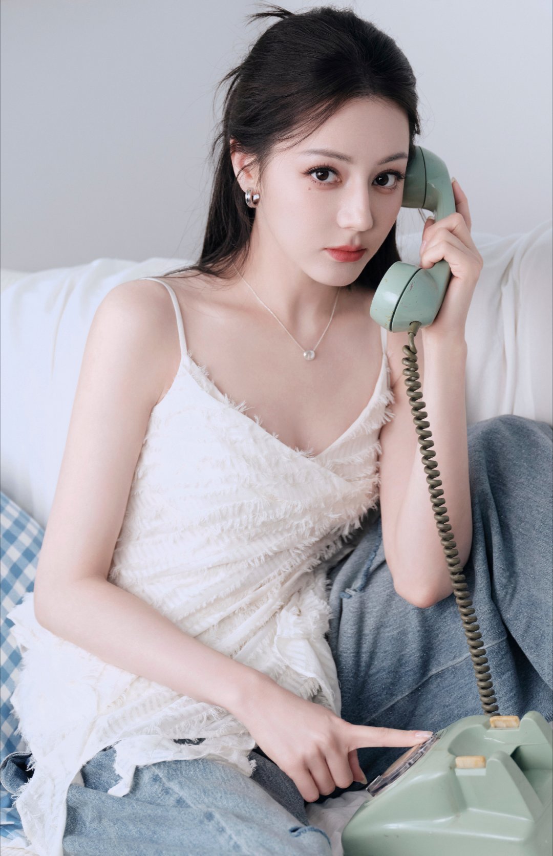 迪丽热巴[超话]迪丽热巴益起来 dlrb每日一善诚信是一种大智慧，是做人的根本，