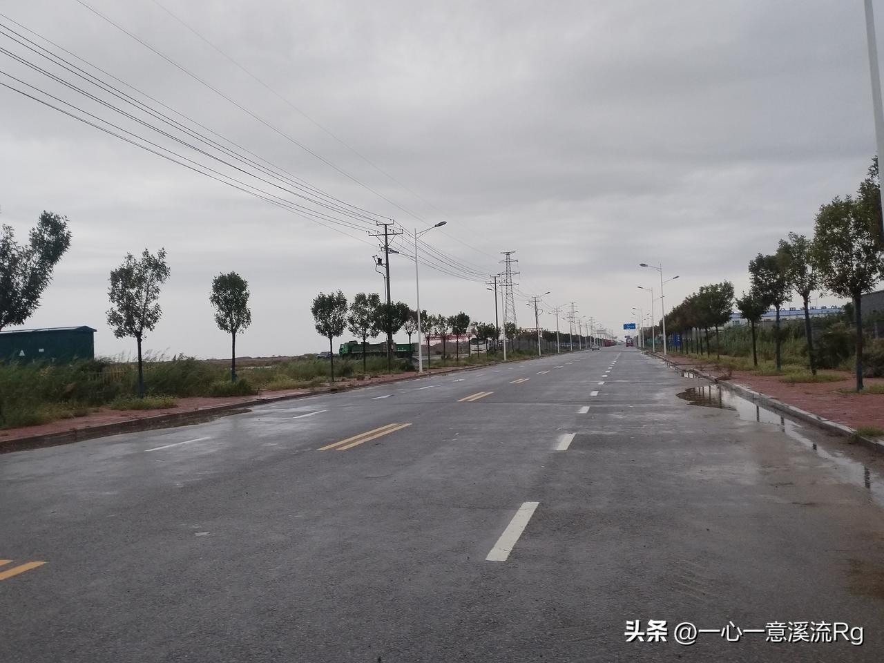 四面镜子照出了人世间的世态炎凉！高山流水，知音难觅，路遥知马力，日久见人心，雪中